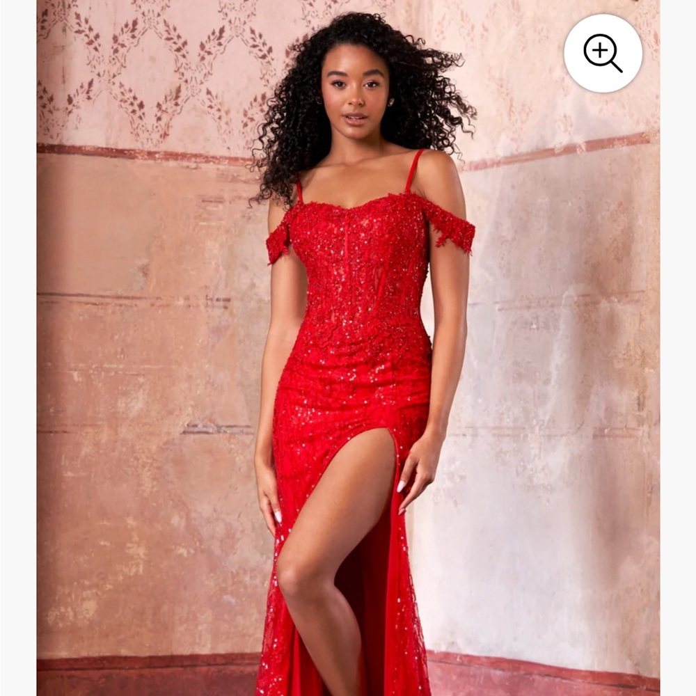 Elegant Red Sherri Hill Dress